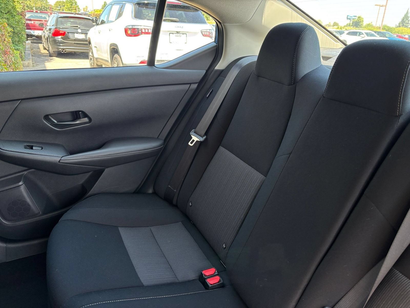 Used 2025 Nissan Sentra SV FWD image 38