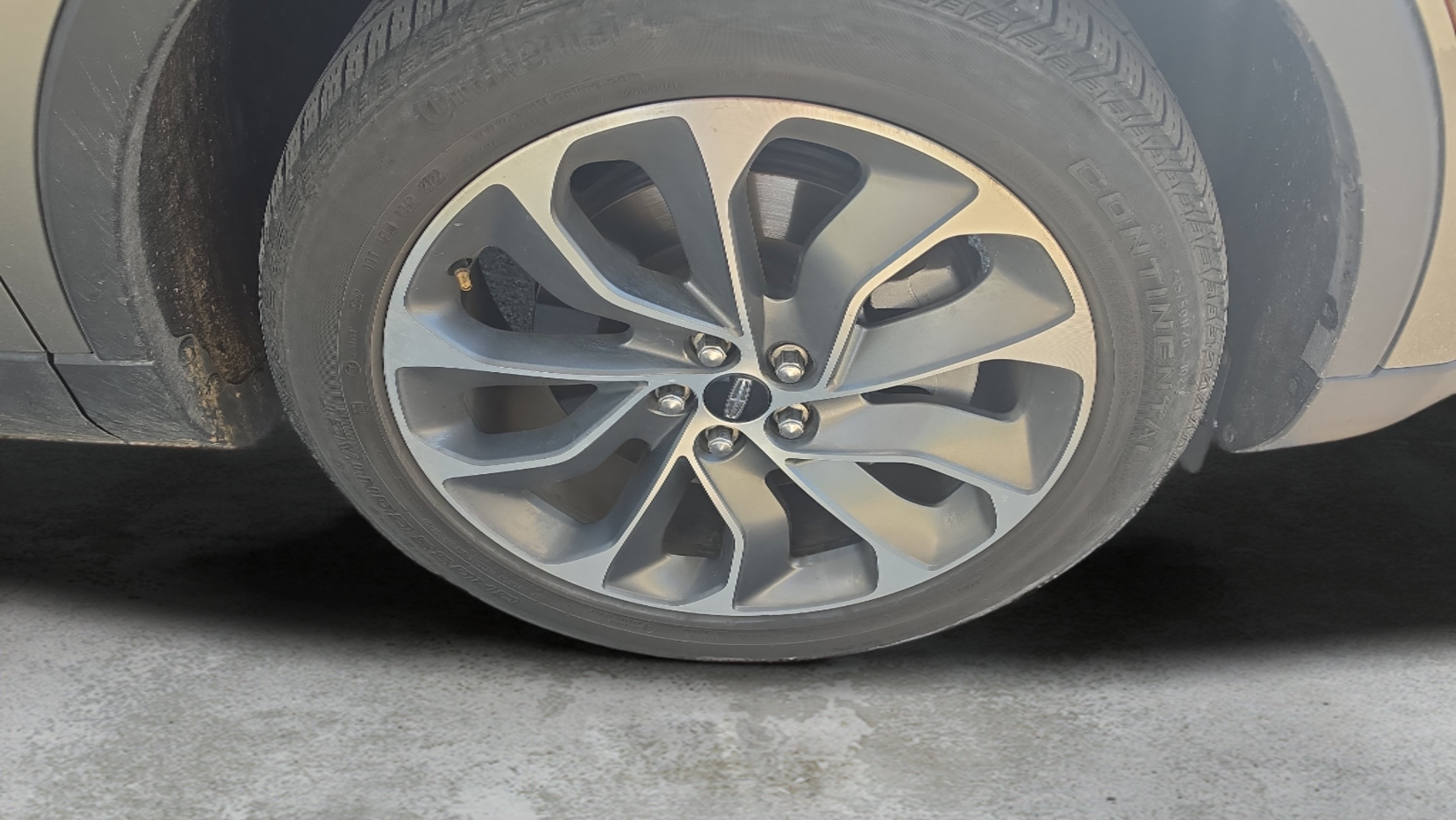 Used 2023 Lincoln Nautilus Reserve FWD image 26