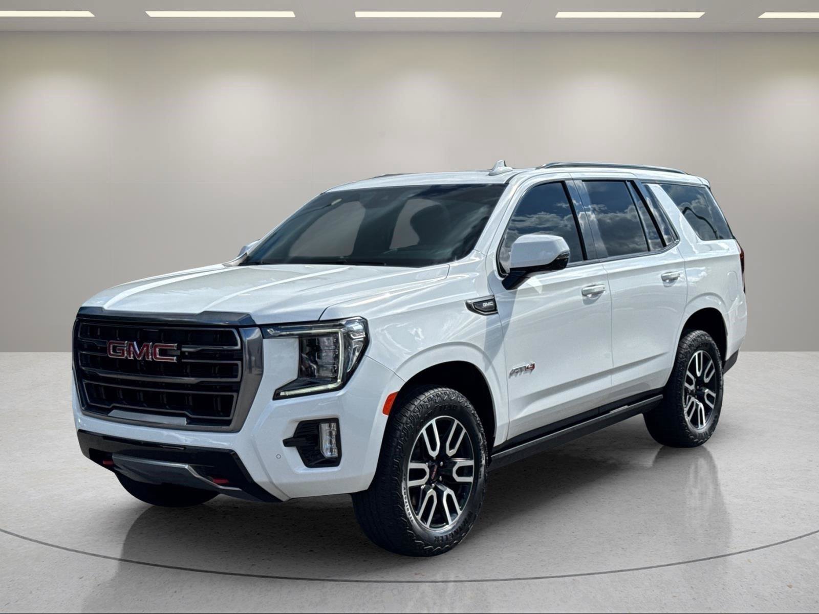 Used 2024 GMC Yukon AT4 w/ Technology Package AWD/4WD video 1