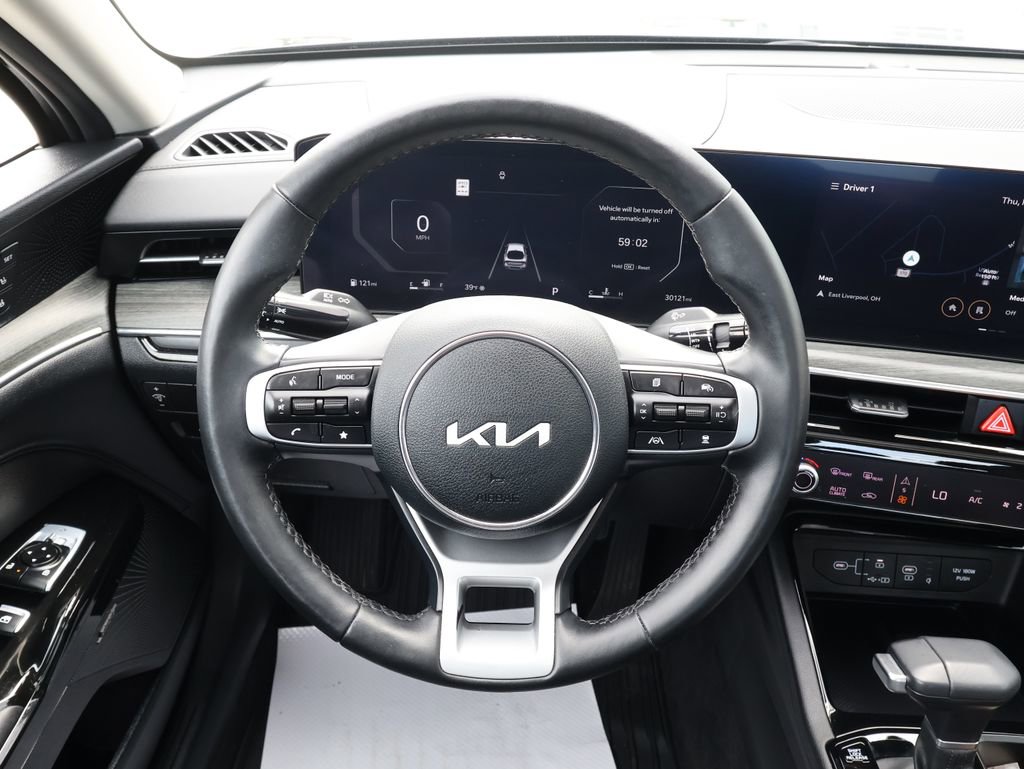 Used 2025 Kia K5 EX image 13