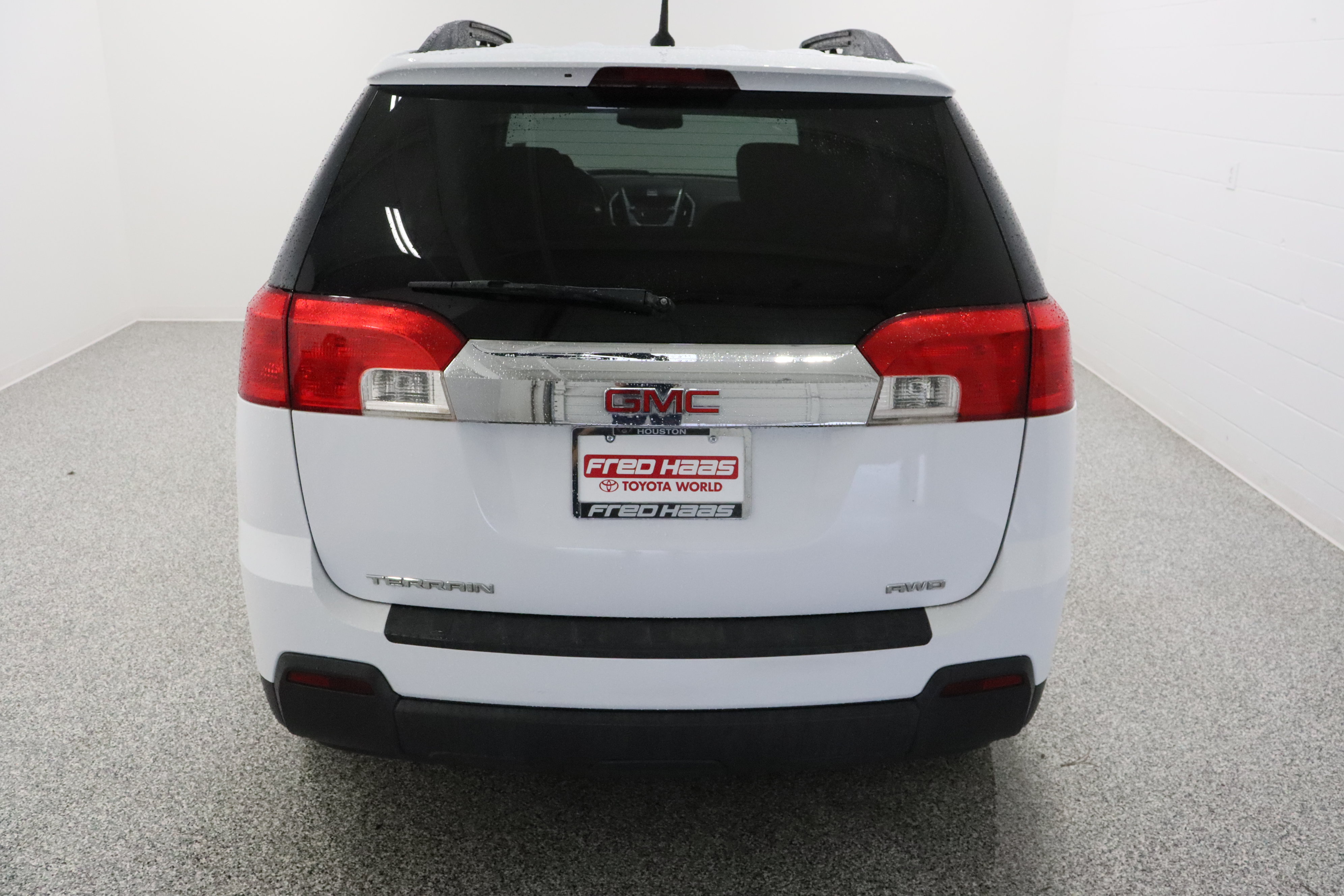 Used 2011 GMC Terrain SLE AWD/4WD image 8