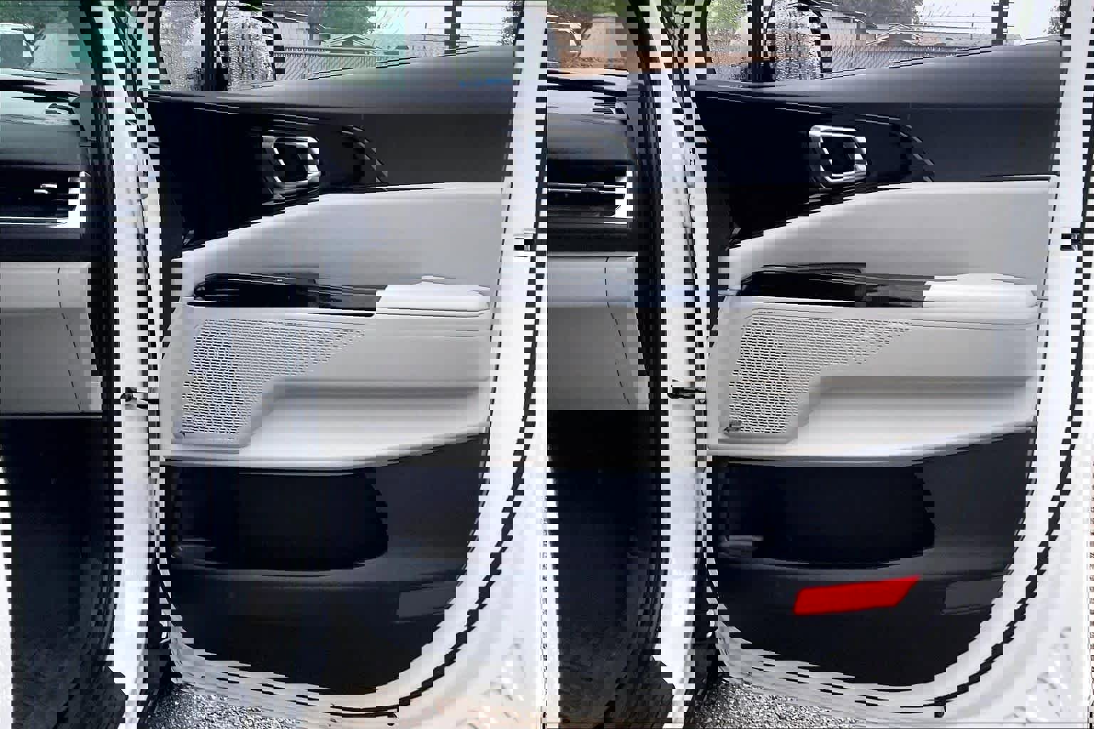 Used 2022 Kia Carnival SX Prestige FWD image 23