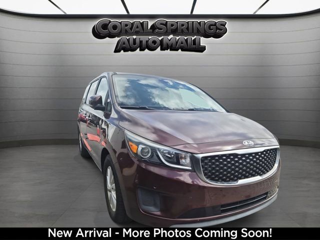 Used 2018 Kia Sedona LX w/ LX Essentials Premium Package