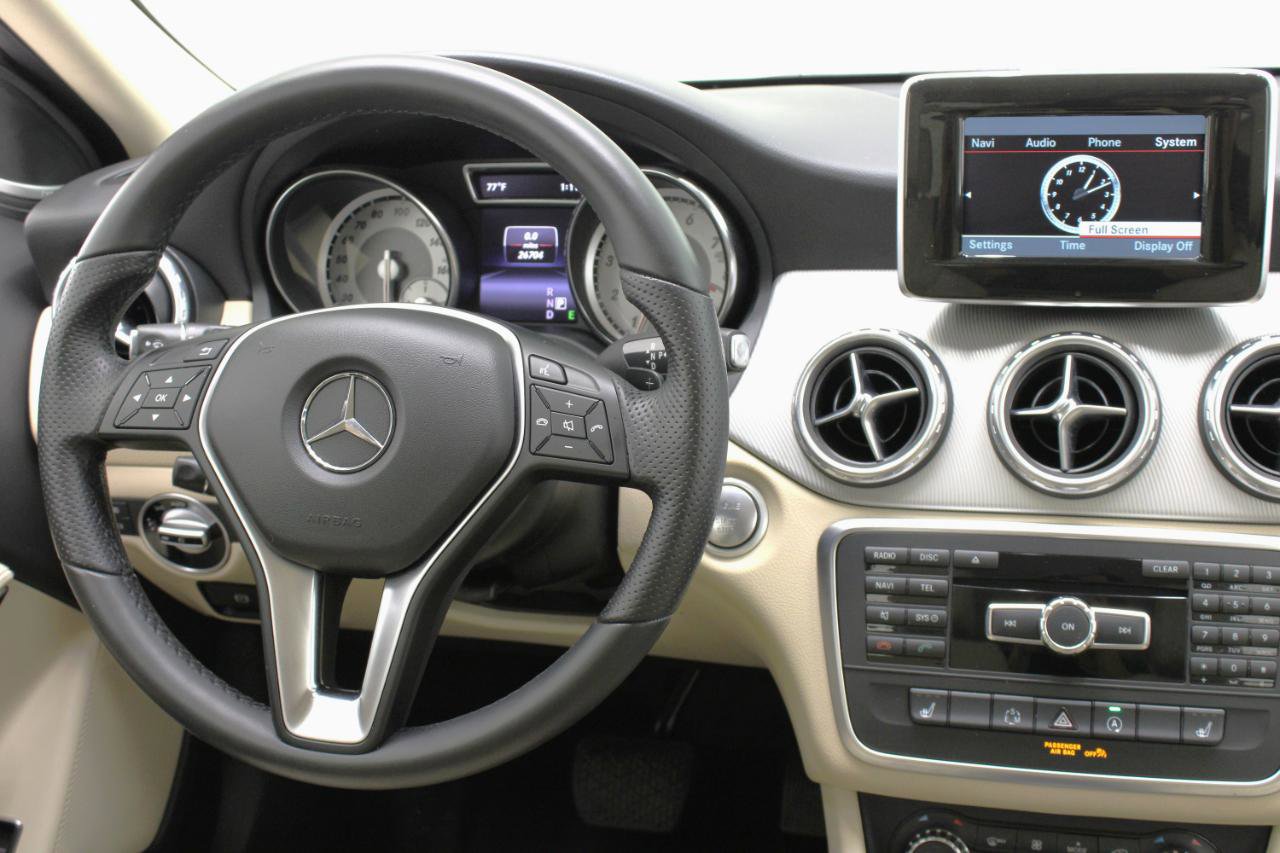 Used 2015 Mercedes-Benz GLA 250 image 51
