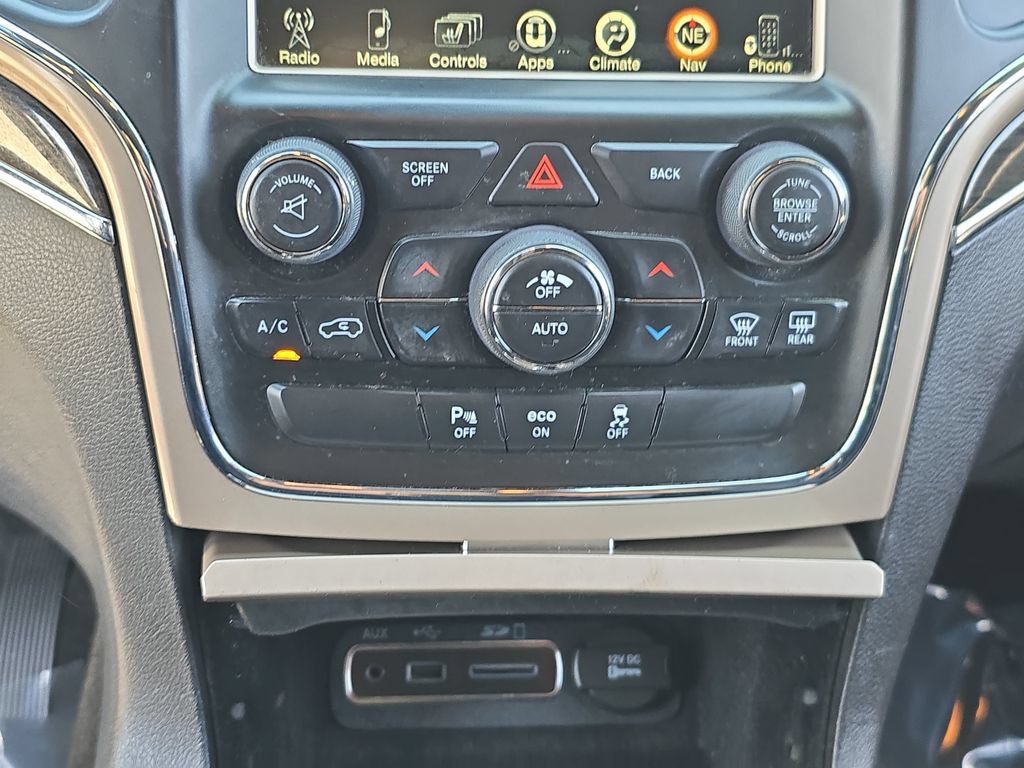 Used 2015 Jeep Grand Cherokee Overland AWD/4WD image 29