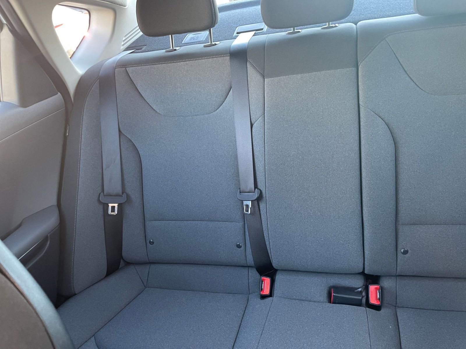 Used 2025 Kia K4 LXS image 38