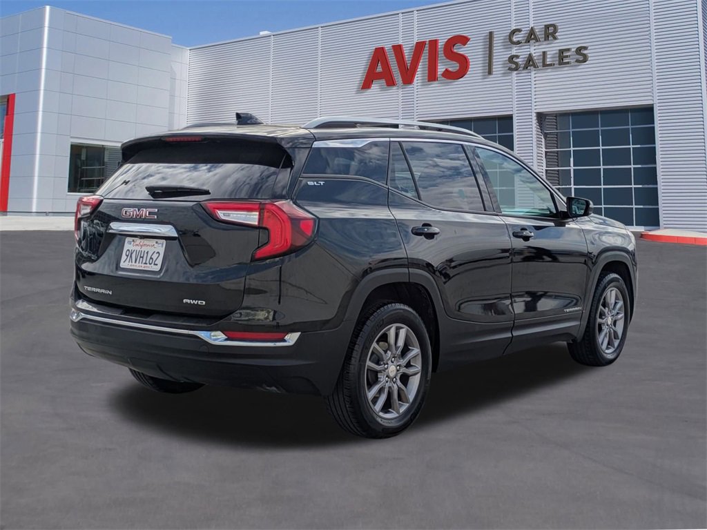 Used 2024 GMC Terrain SLT image 6