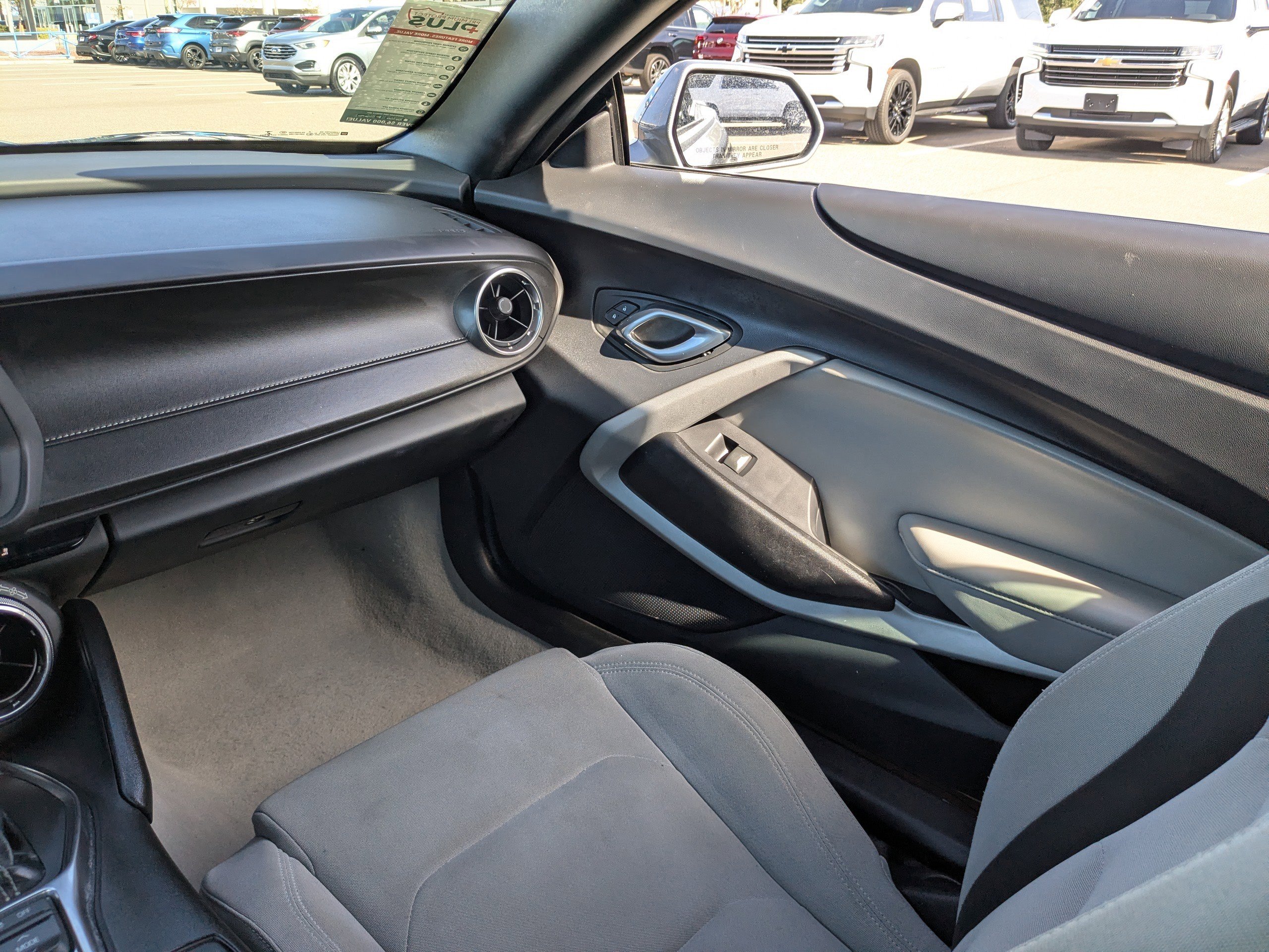 Used 2023 Chevrolet Camaro LT image 18