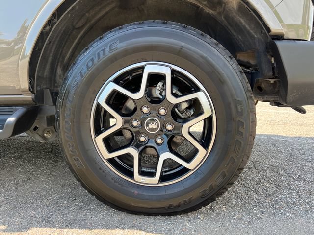 Used 2025 Ford Bronco Outer Banks AWD/4WD image 16