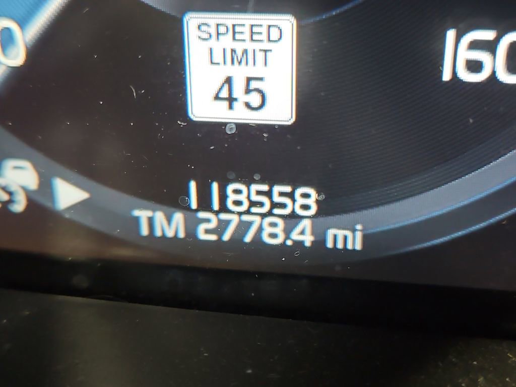 Used 2017 Volvo V90 T6 Cross Country AWD/4WD image 16
