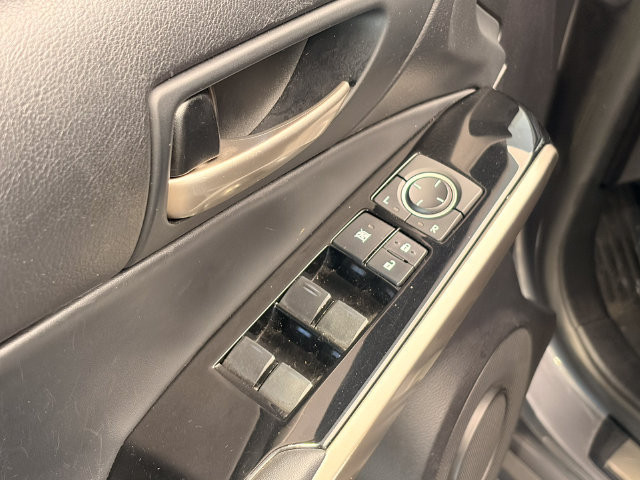 Used 2017 Lexus IS 200t w/ Navigation System Package RWD image 11