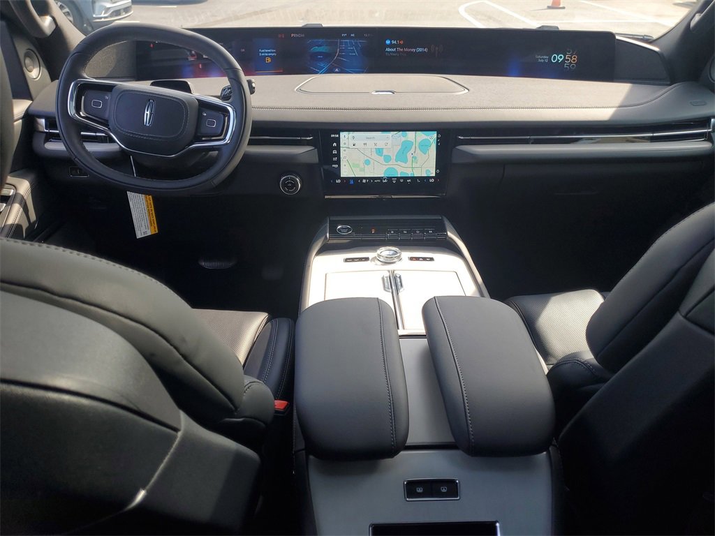 New 2025 Lincoln Navigator L Reserve w/ Jet Appearance Package image 15