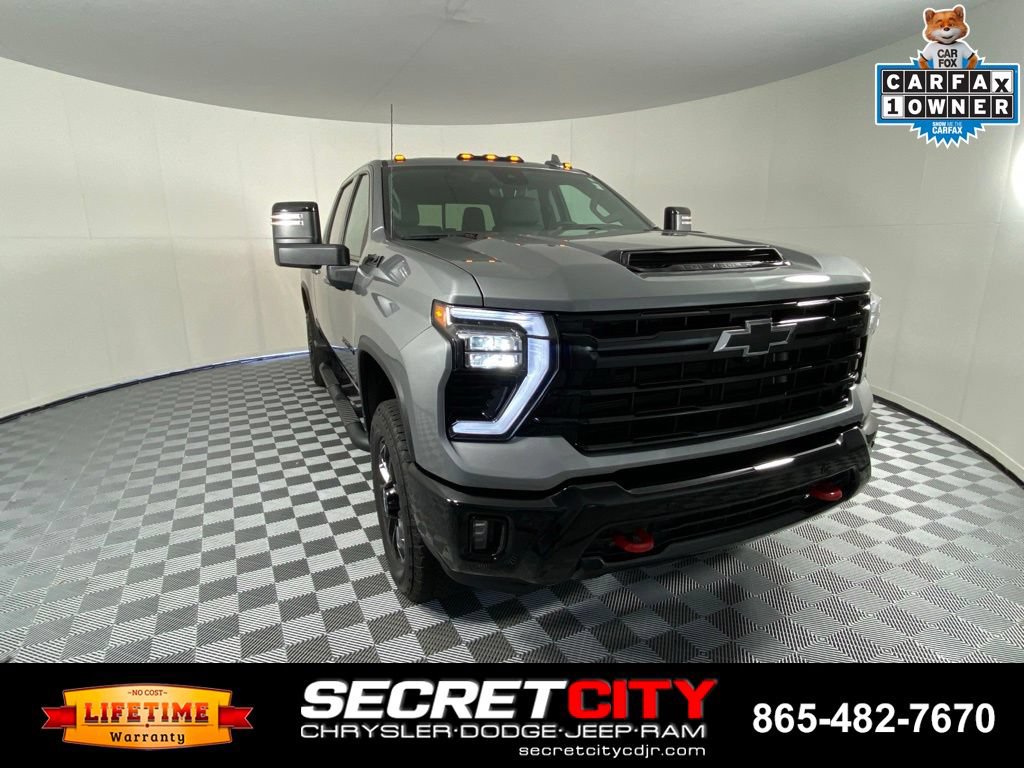 Used 2025 Chevrolet Silverado 2500 LTZ w/ Trail Boss Package AWD/4WD video 1
