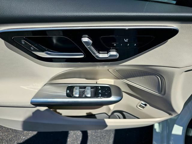 New 2026 Mercedes-Benz C 300 4MATIC Sedan image 21