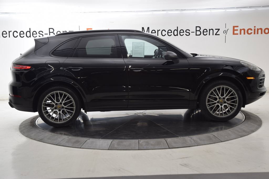 Used 2022 Porsche Cayenne image 7