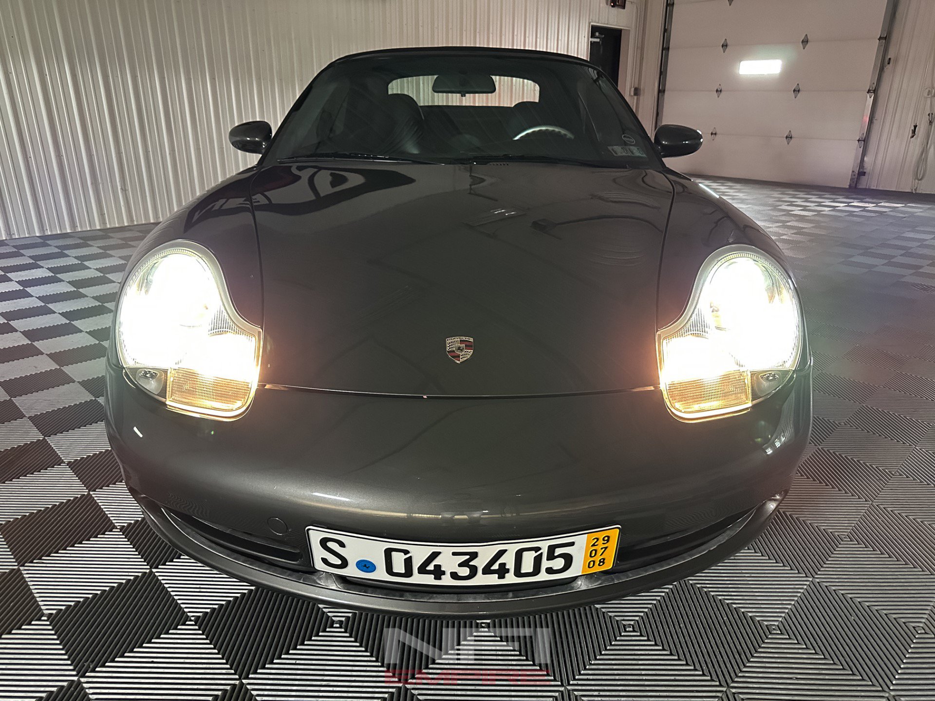 Used 2000 Porsche 911 Cabriolet image 51