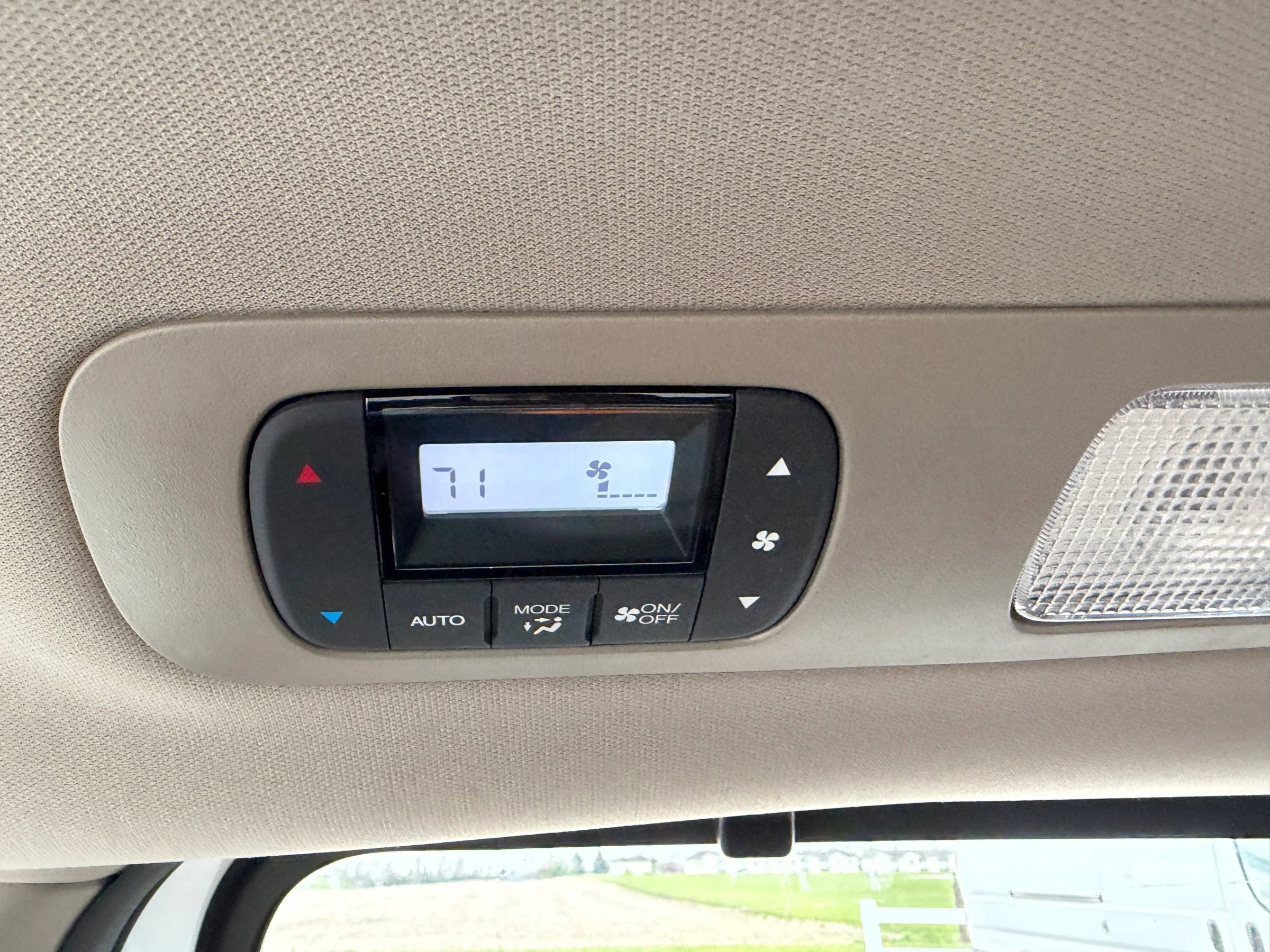 Used 2023 Honda Odyssey Touring image 32