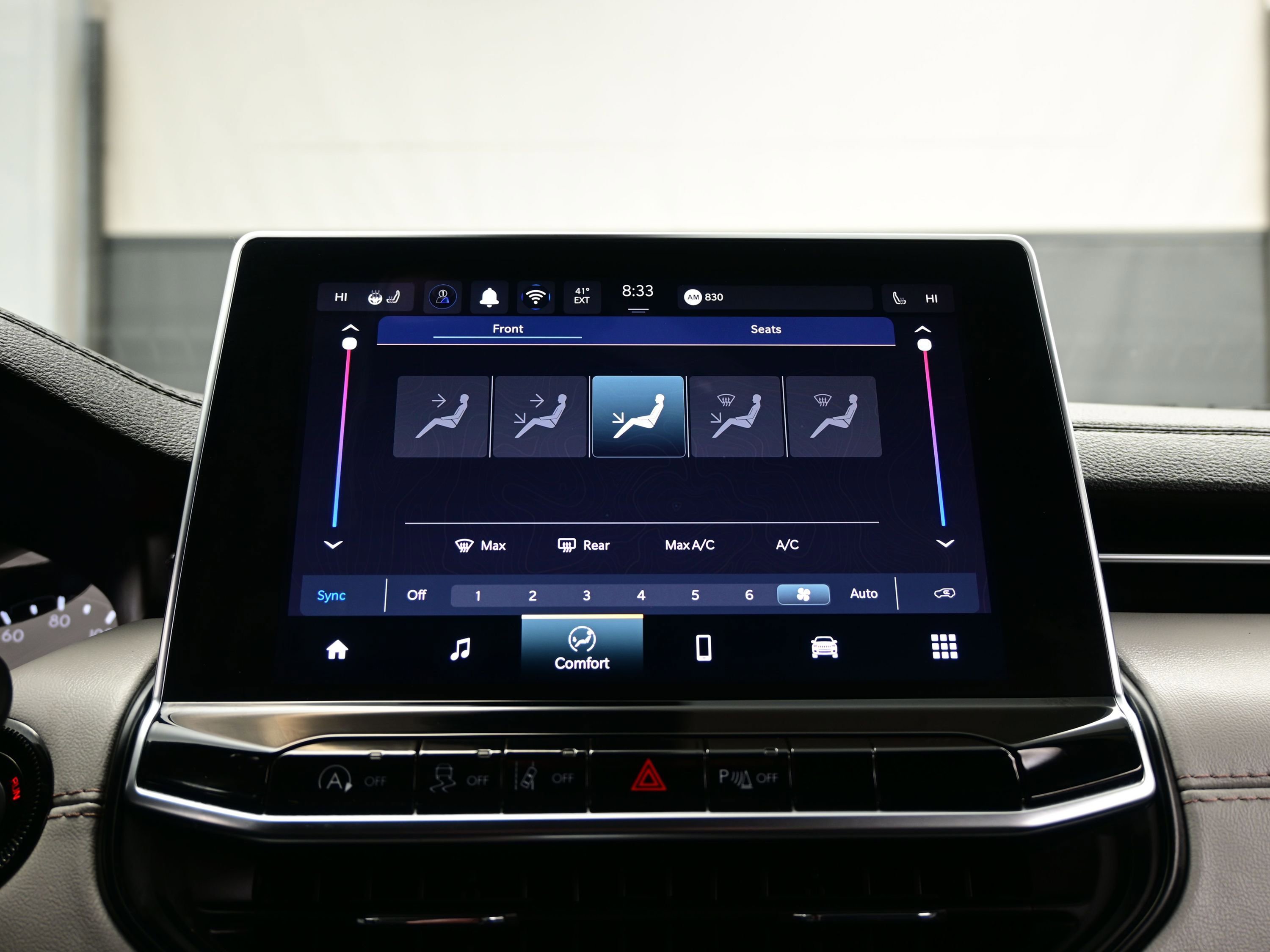 Used 2024 Jeep Compass Limited image 19