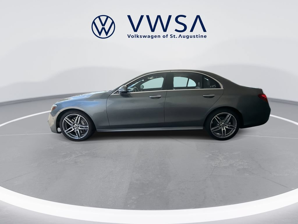 Used 2017 Mercedes-Benz E 300 4MATIC image 5