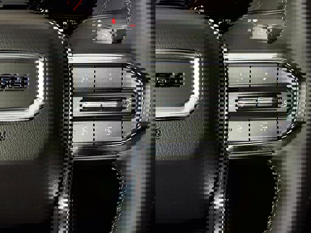 New 2026 GMC Yukon Denali w/ Denali Reserve Package image 18