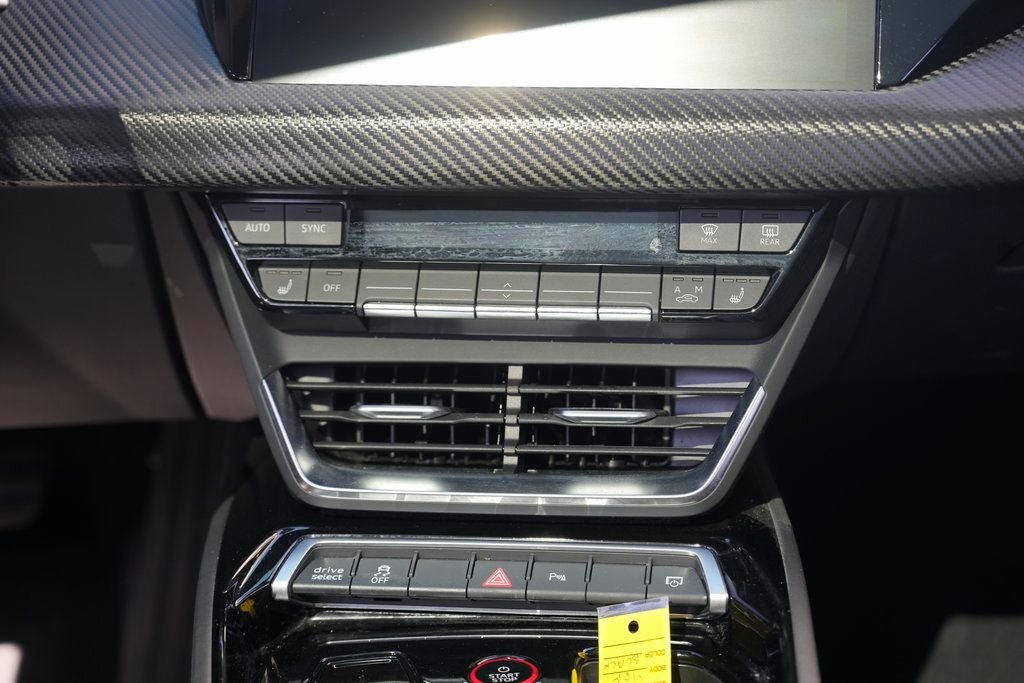 Used 2022 Audi e-tron GT Premium Plus AWD/4WD image 42