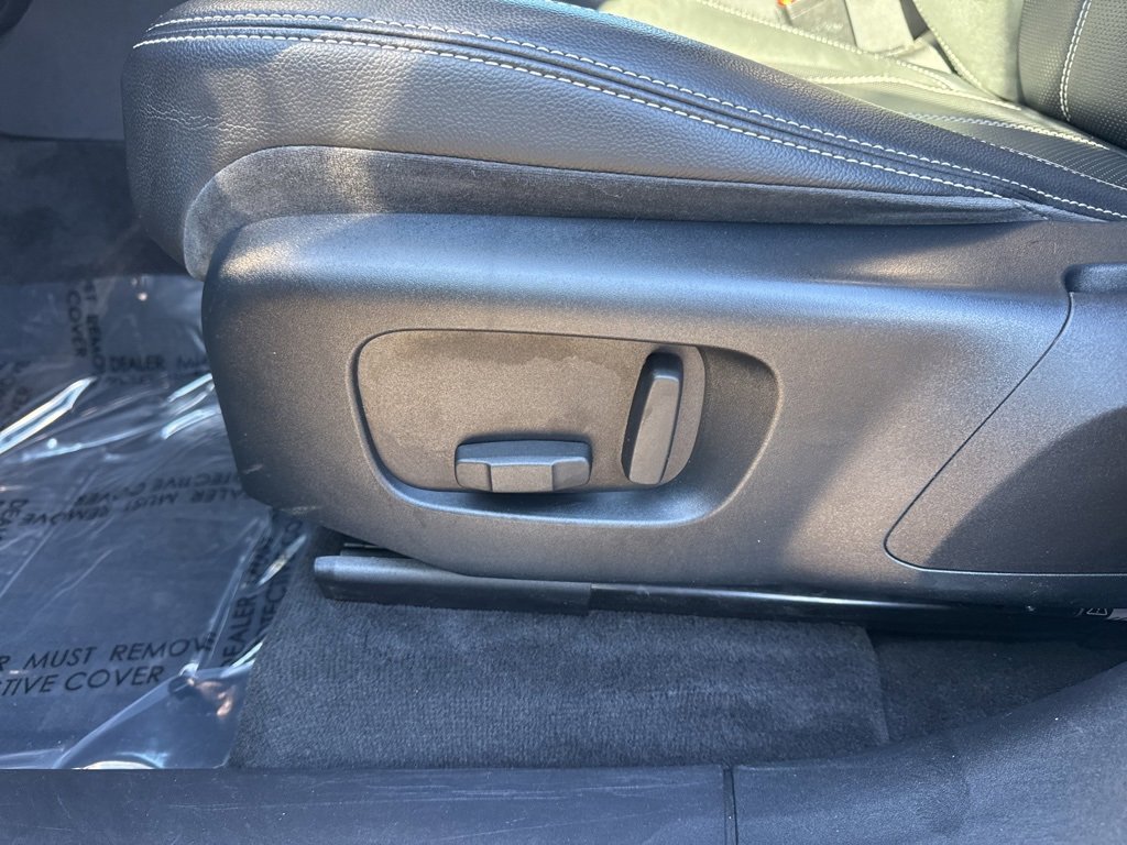 Used 2019 Land Rover Range Rover Velar R-Dynamic SE image 20