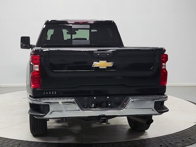 Used 2024 Chevrolet Silverado 2500 LT image 6