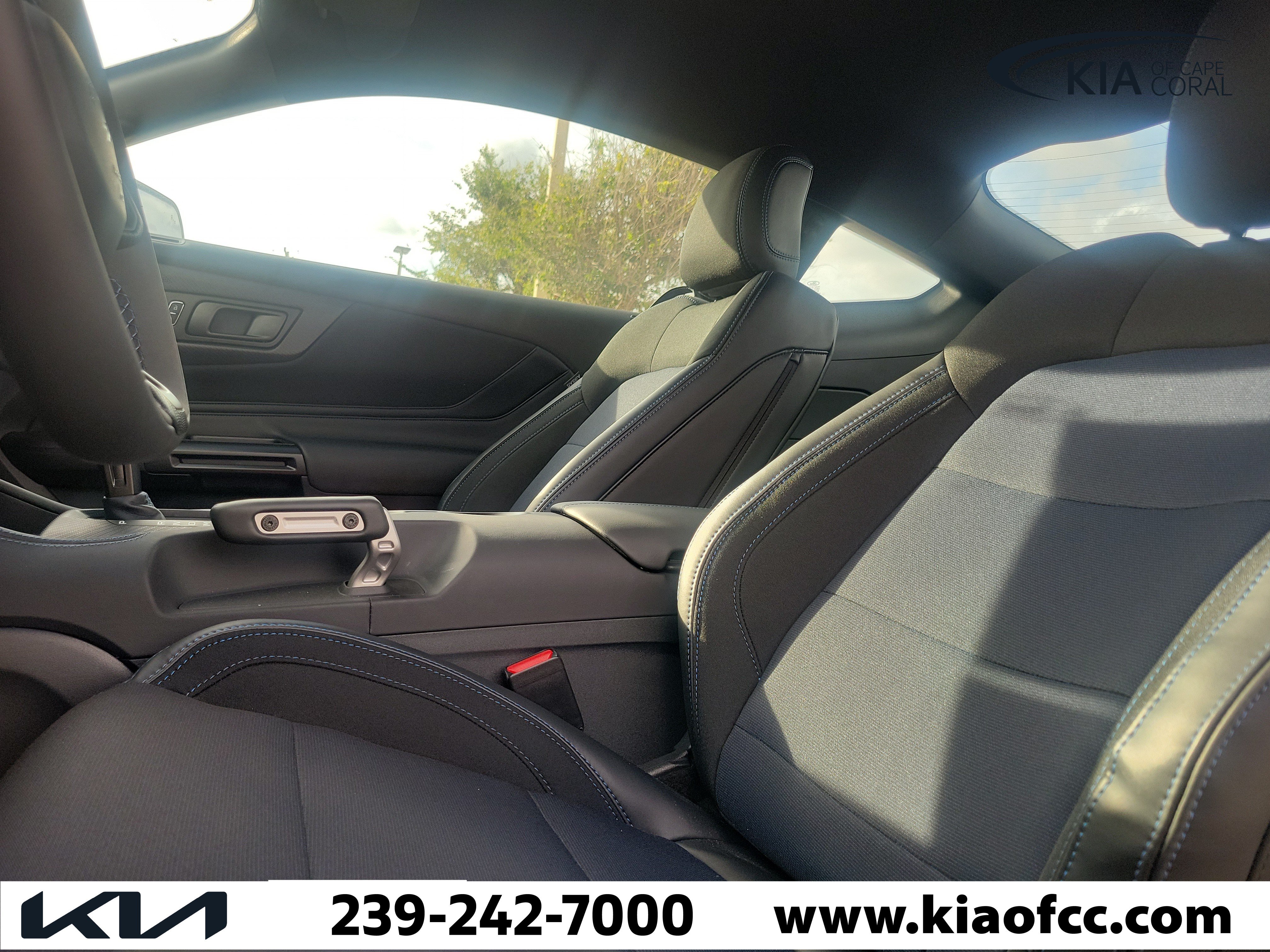 Used 2025 Ford Mustang Dark Horse RWD image 18