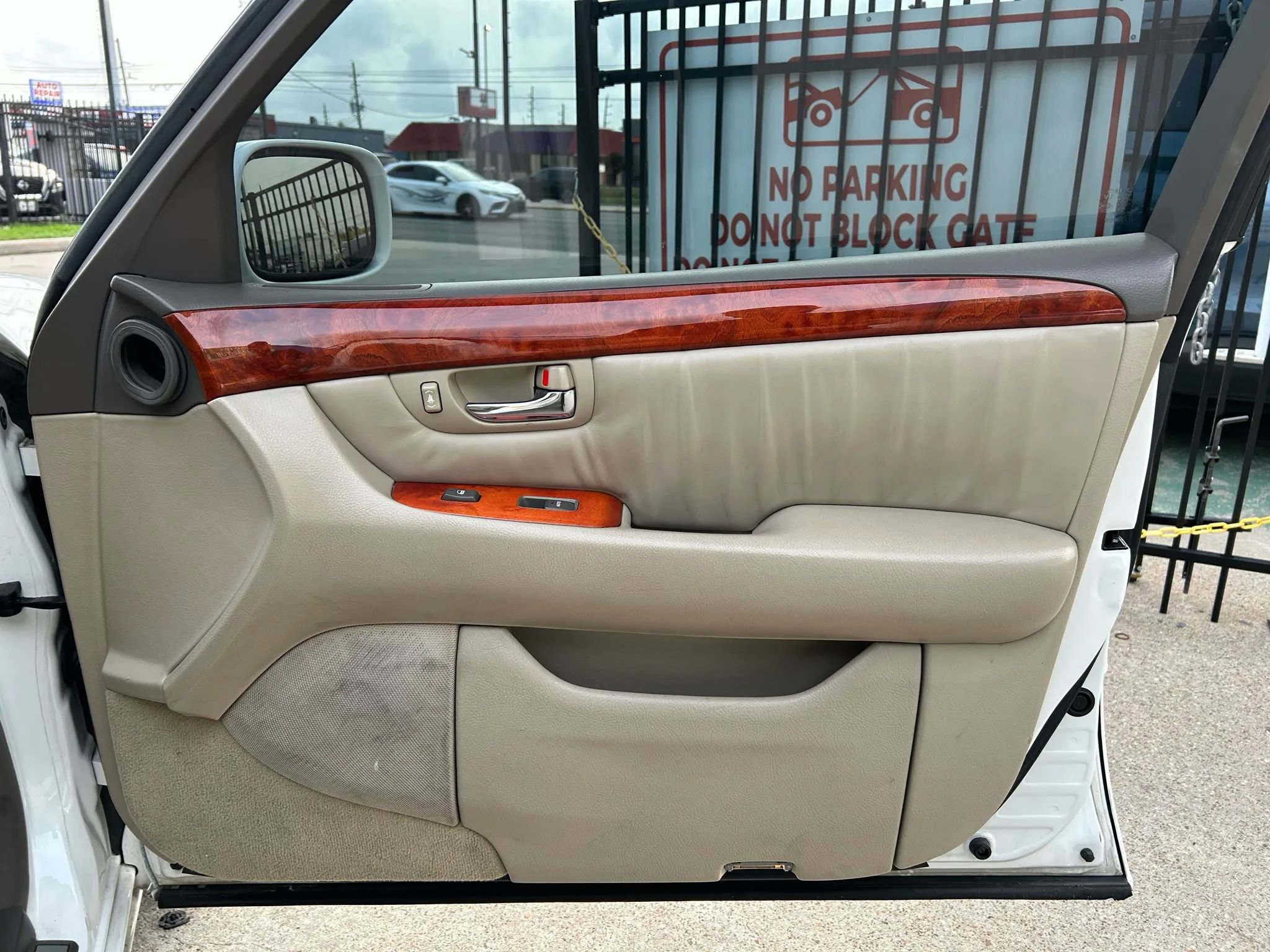 Used 2002 Lexus LS 430 image 15