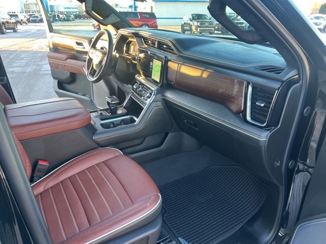 Used 2025 GMC Sierra 1500 Denali Ultimate image 13