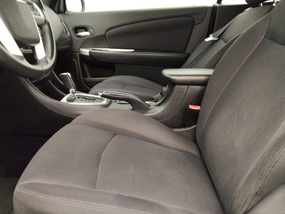 Used 2014 Chrysler 200 Touring image 17