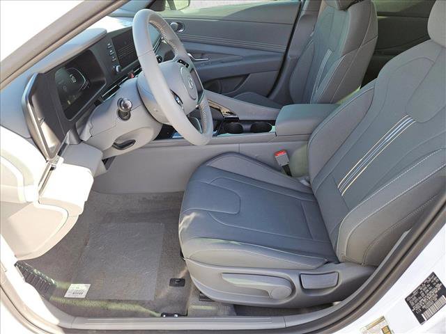 New 2026 Hyundai Elantra SEL Sport Premium image 8