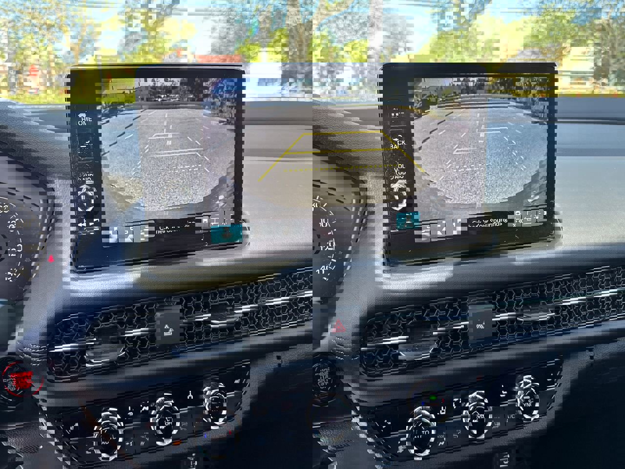 Used 2024 Honda HR-V EX-L image 28