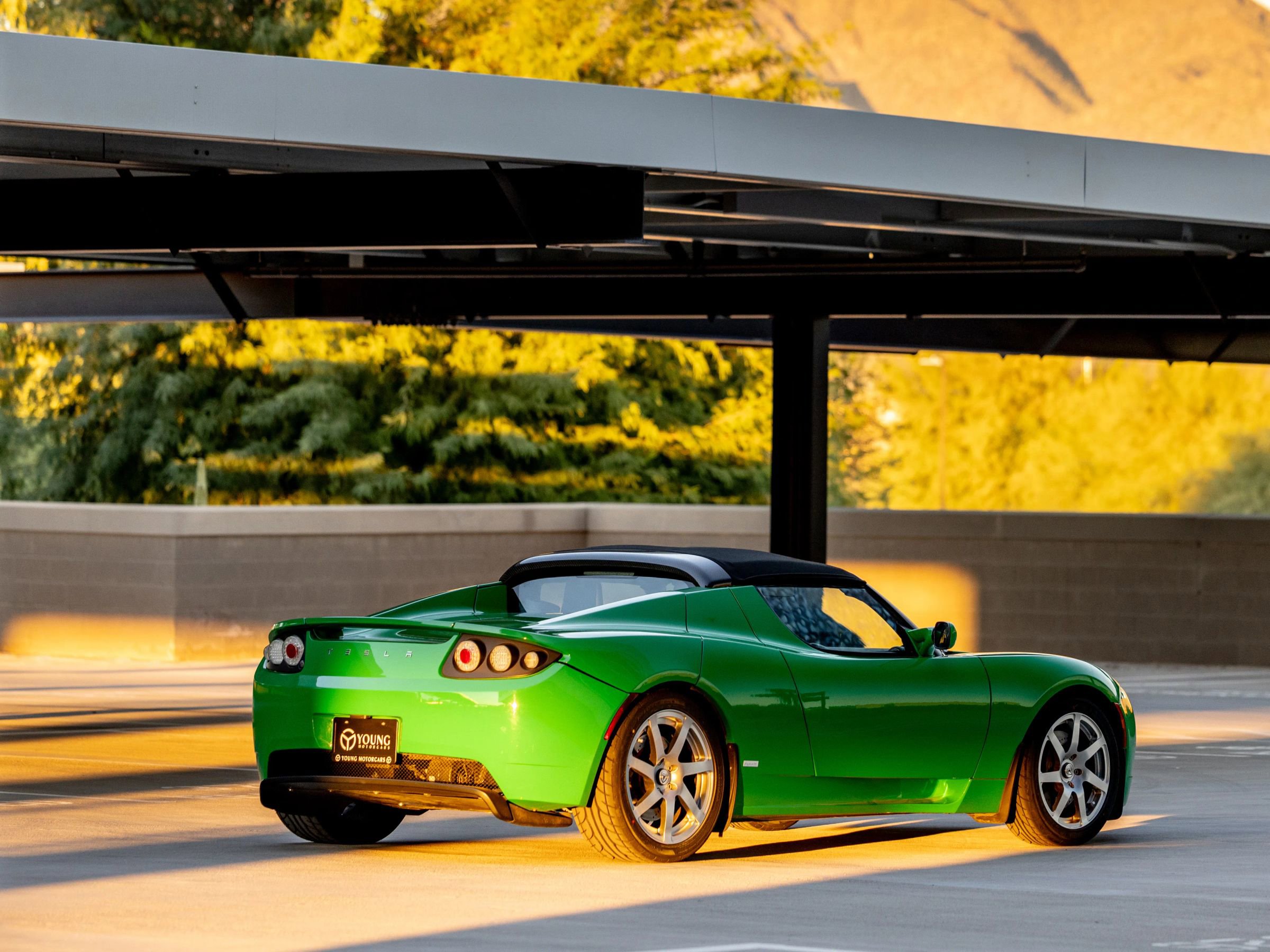 Used 2008 Tesla Roadster image 8