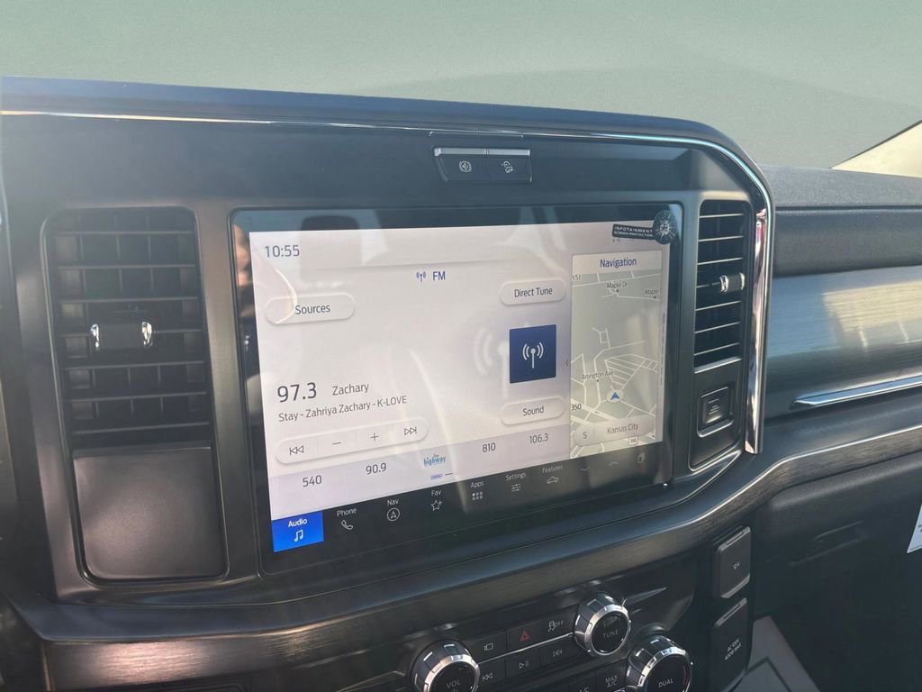 New 2026 Ford F250 Lariat w/ Black Appearance Package image 21