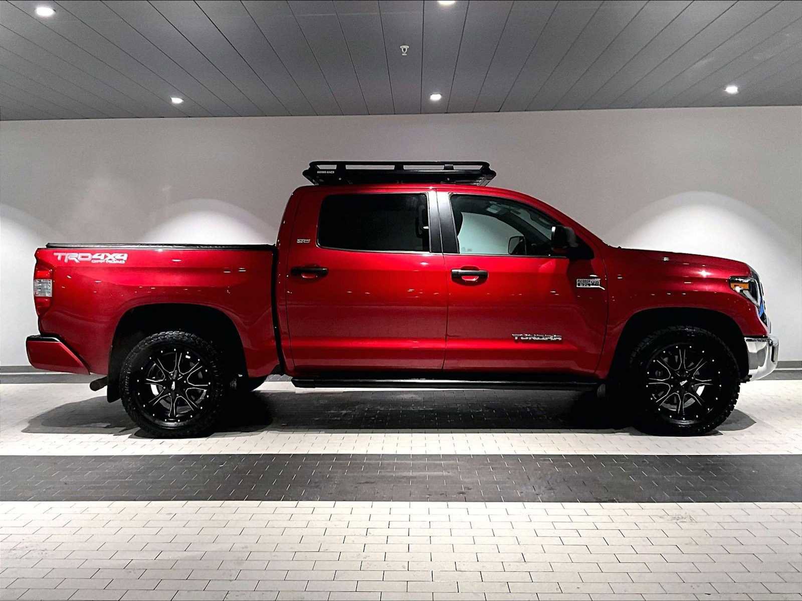 Used 2020 Toyota Tundra SR5 image 11