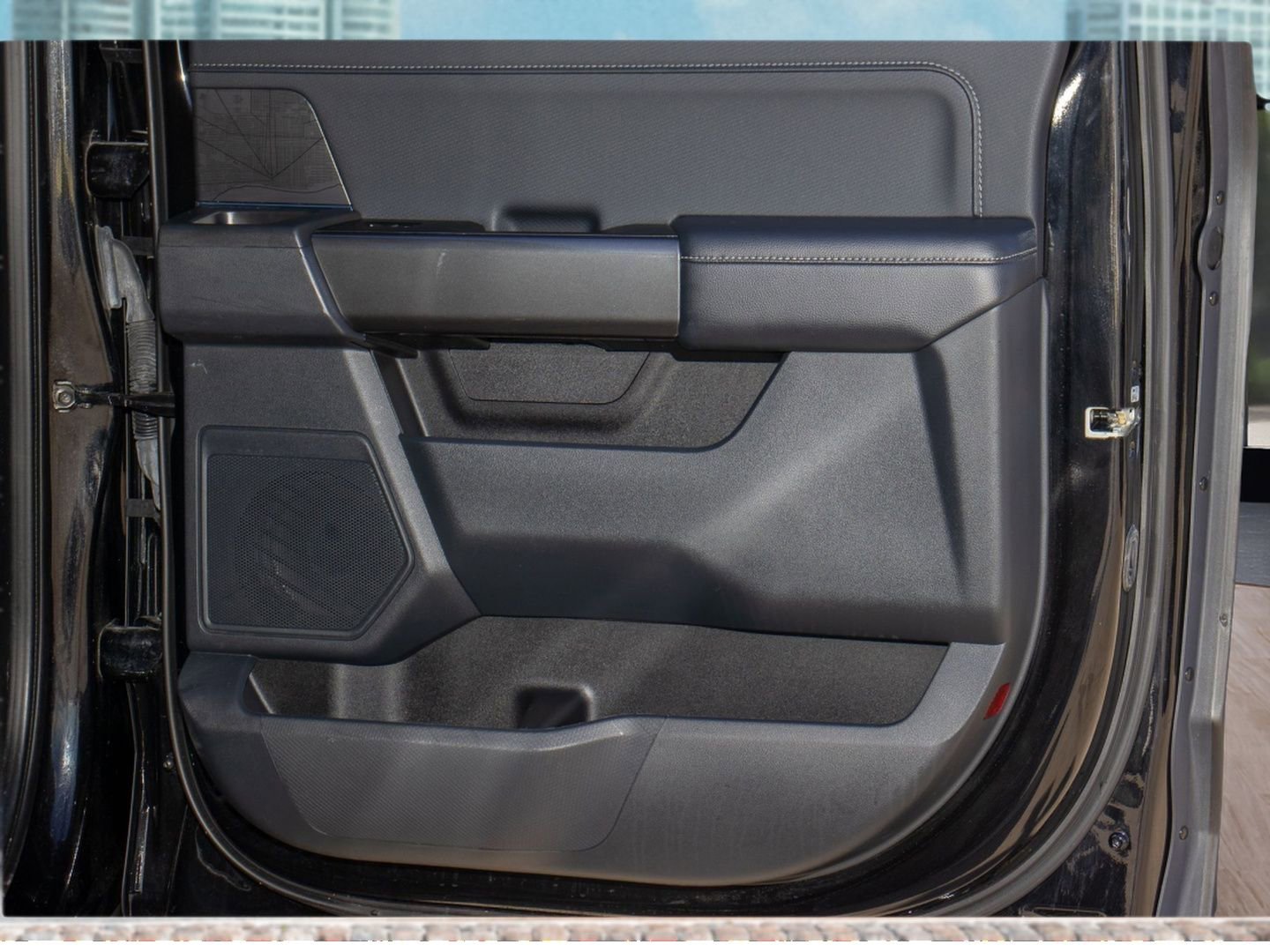 Used 2022 Ford F150 XLT w/ Equipment Group 302A High image 17