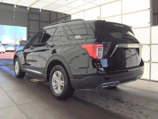 Used 2023 Ford Explorer XLT w/ Equipment Group 202A image 2