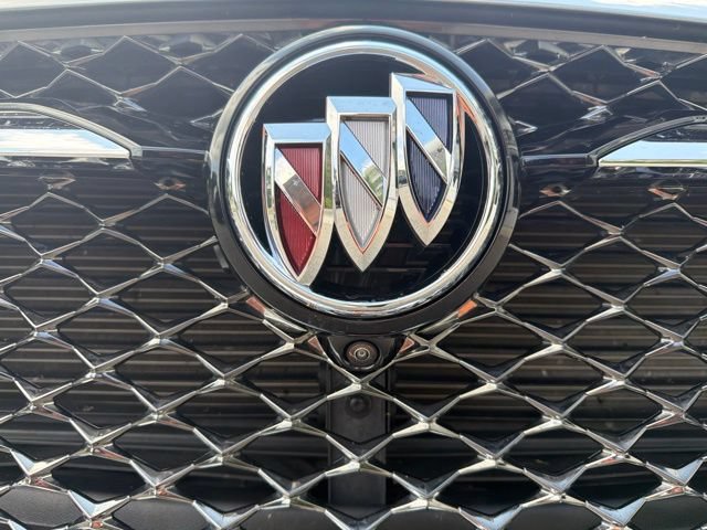 Certified 2024 Buick Enclave Avenir w/ Avenir Technology Package FWD image 9