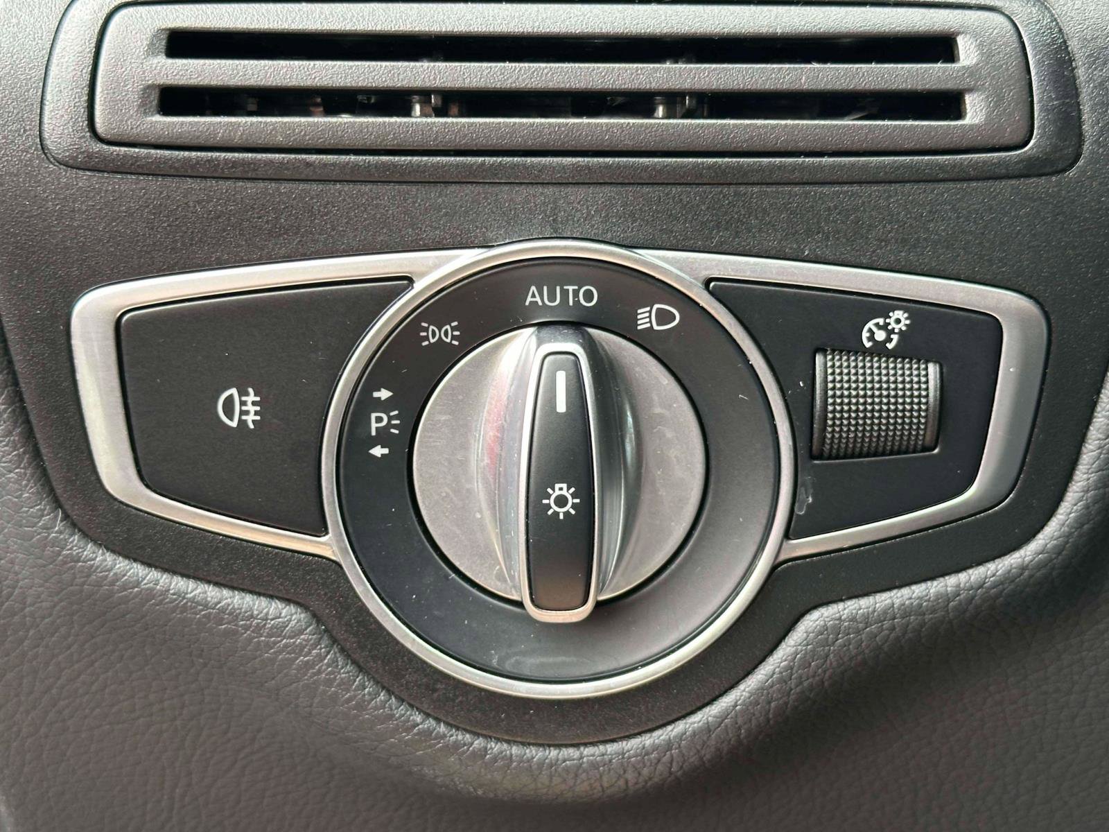 Certified 2022 Mercedes-Benz GLC 300 4MATIC image 18