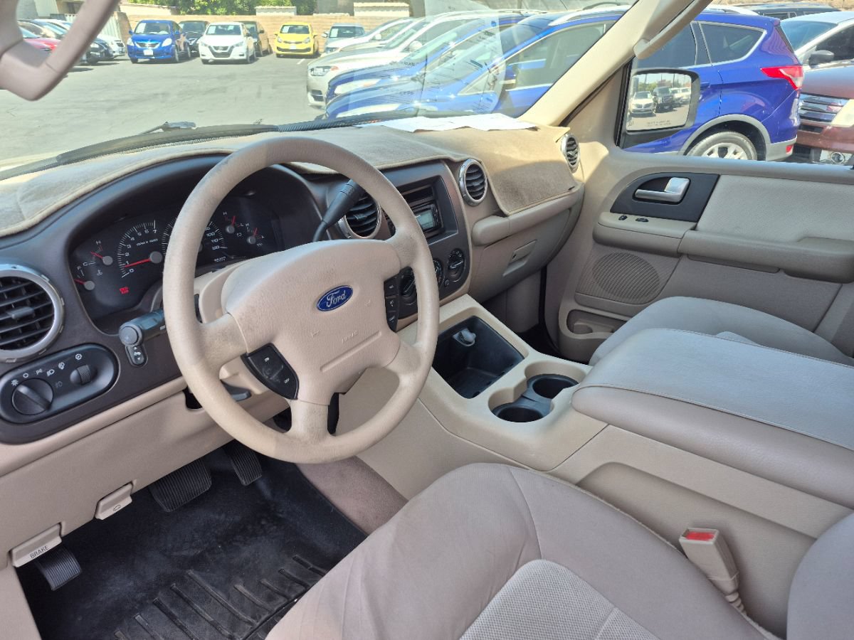 Used 2004 Ford Expedition XLT RWD image 34