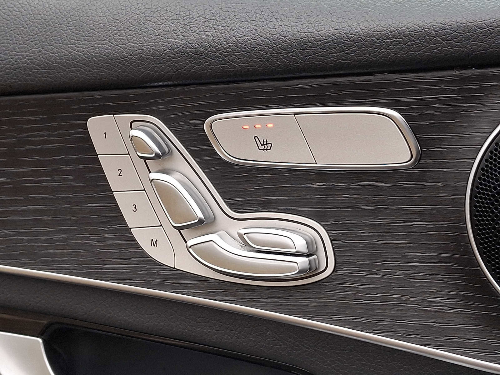 Certified 2021 Mercedes-Benz GLC 300 4MATIC image 22