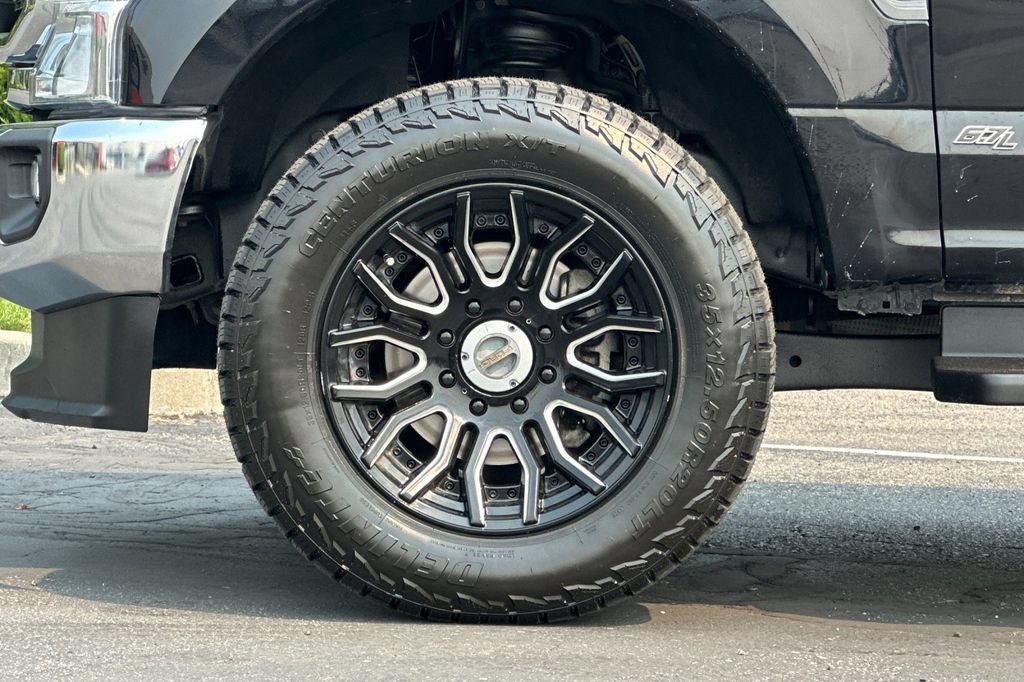 Used 2020 Ford F350 Lariat w/ Camper Package AWD/4WD image 25