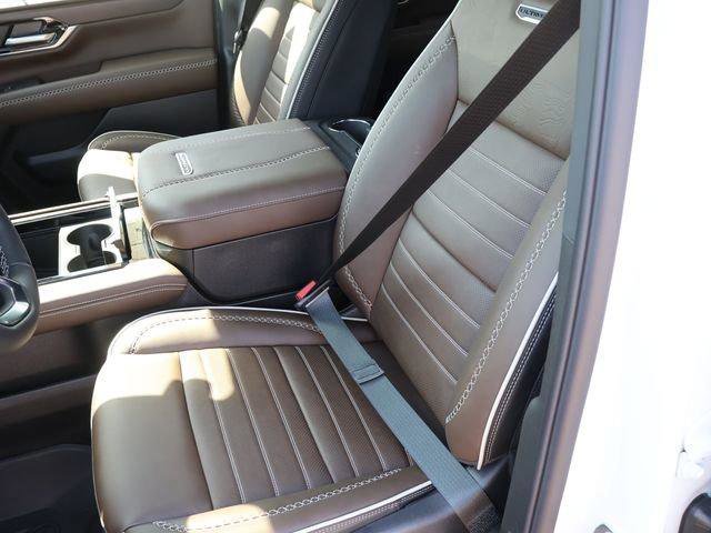 New 2026 GMC Yukon XL Denali Ultimate image 21