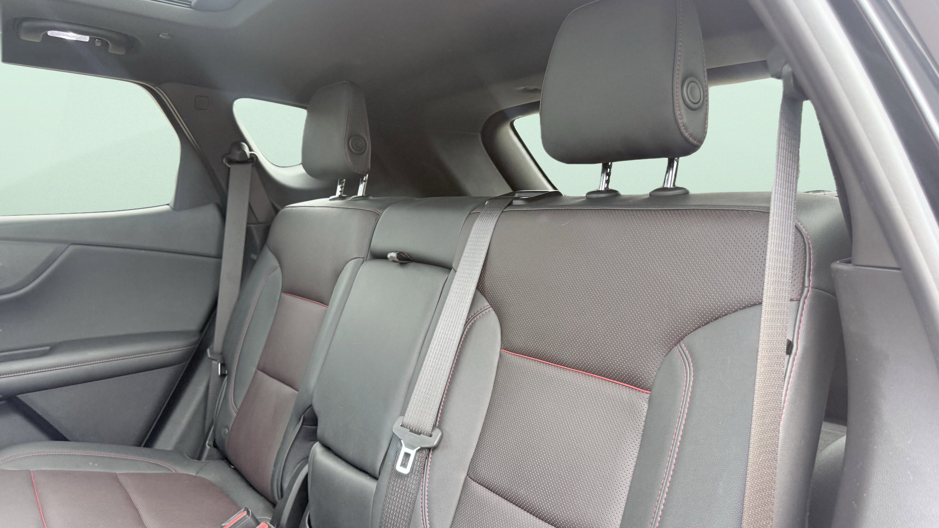 Used 2021 Chevrolet Blazer RS w/ Enhanced Convenience Package FWD image 38