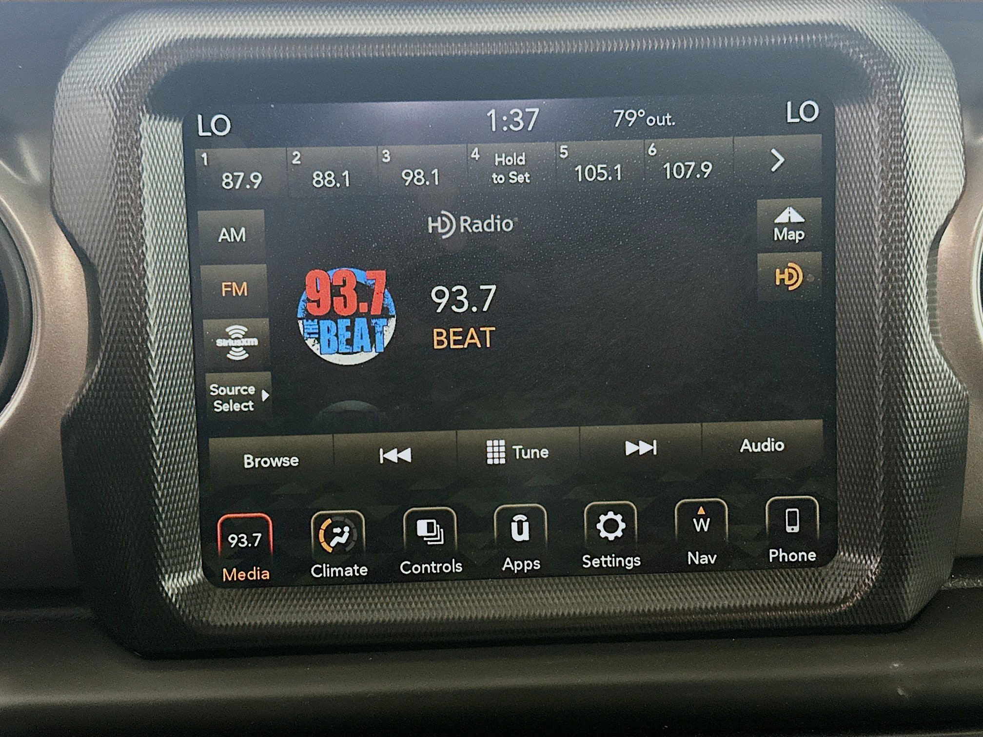 Used 2023 Jeep Wrangler Unlimited w/ 8.4" Radio Group AWD/4WD image 19