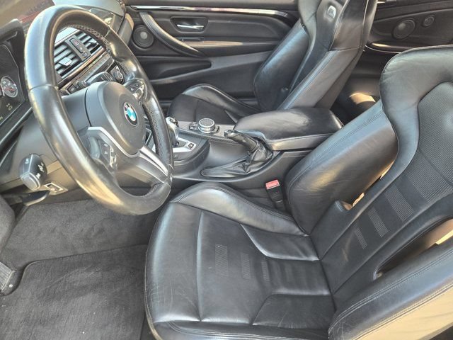 Used 2017 BMW M4 Coupe w/ Competition Package RWD image 12