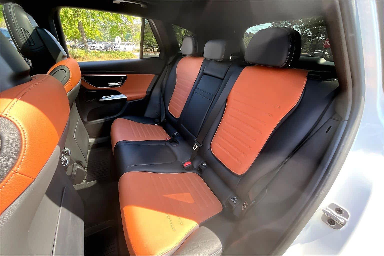 Certified 2025 Mercedes-Benz GLC 43 AMG 4MATIC image 20
