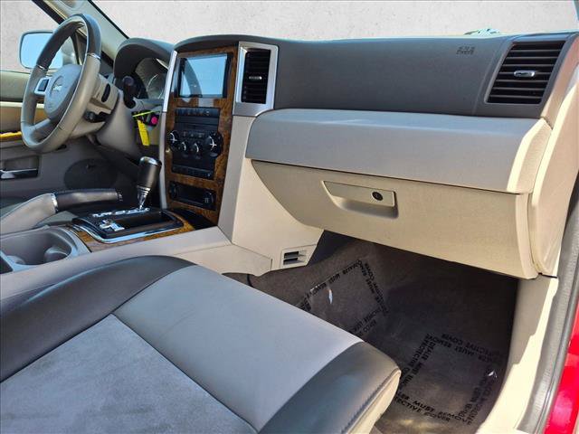 Used 2010 Jeep Grand Cherokee Limited w/ Trailer Tow Group IV AWD/4WD image 23