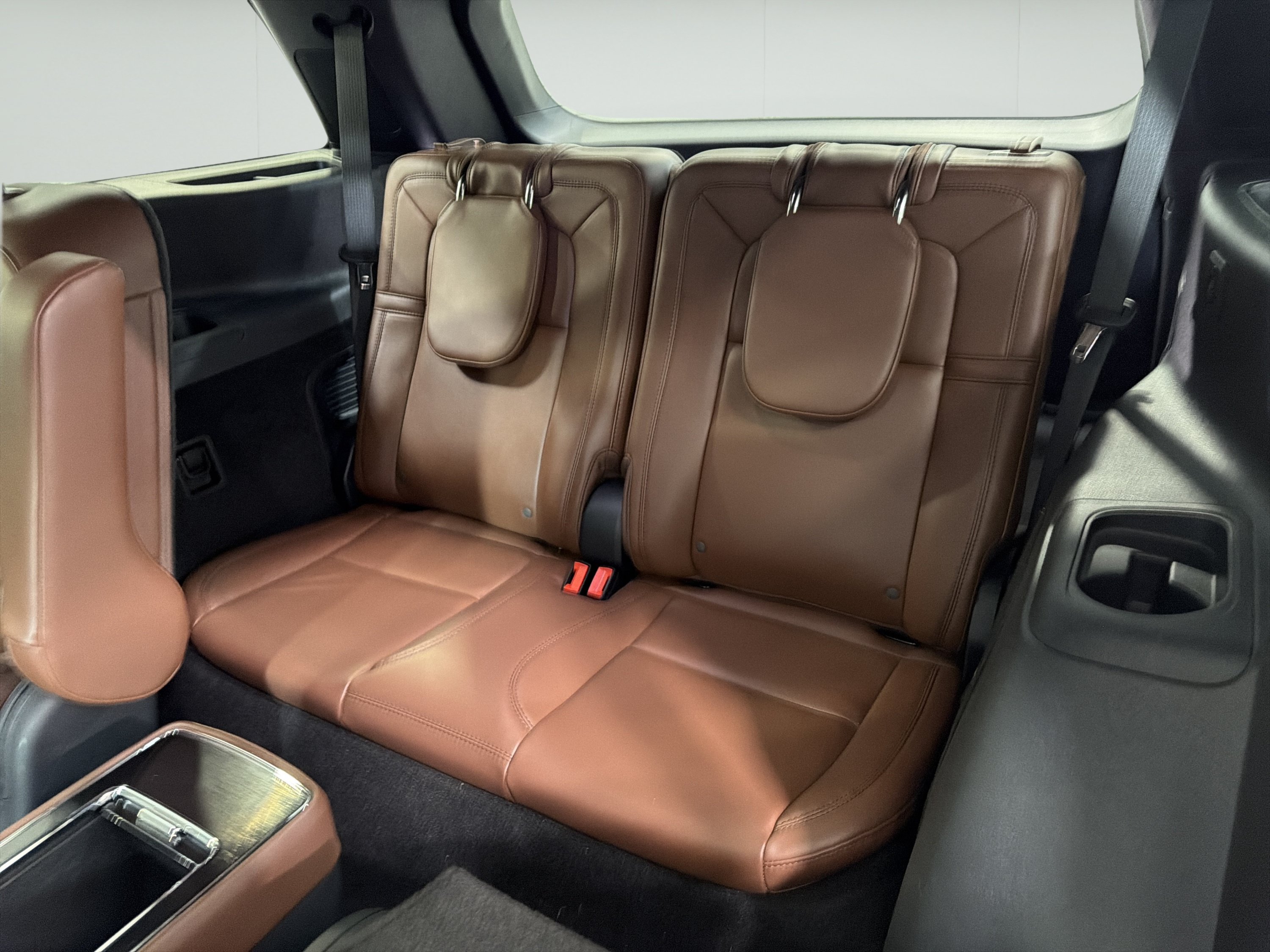 Used 2025 Lincoln Aviator Reserve w/ Equipment Group 201A AWD/4WD image 12